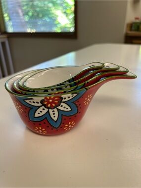 Royal Hand-Painted Floral Ceramic Nesting Measuring Cups - Red & Blue